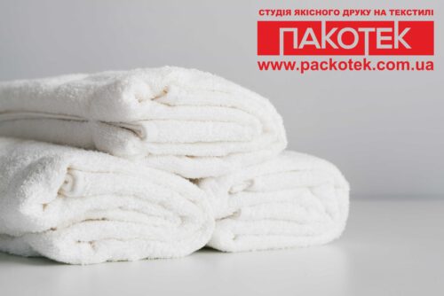 вышивка логотипа на халате для SPA