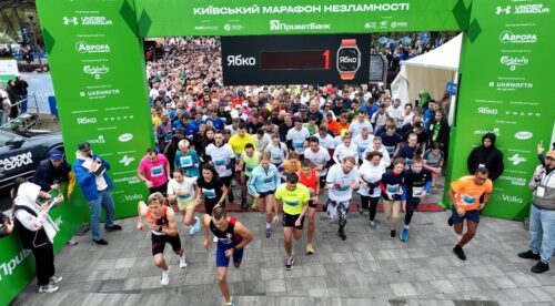 футболки для марафону