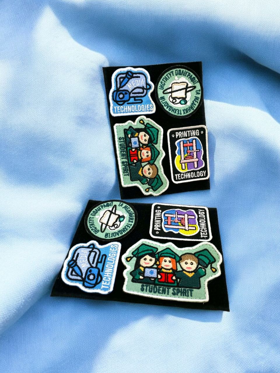 Шевроны с логотипом школы: преимущества и особенности изготовления шевронов на школьную форму