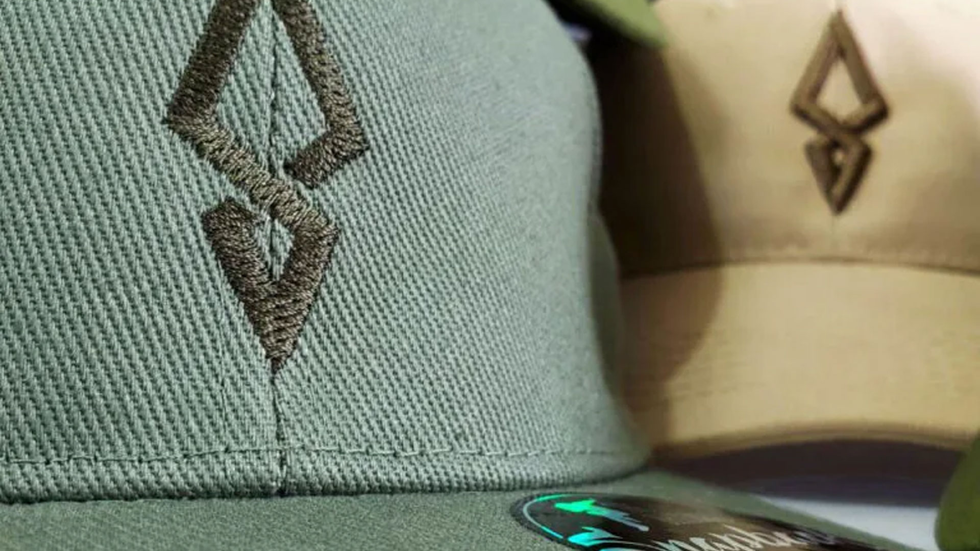 брендирование охранной формы